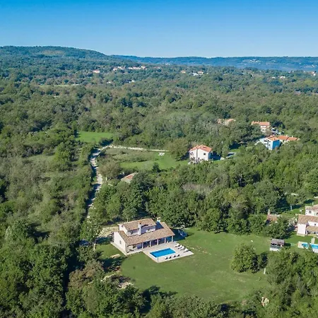 Modern Villa With Private Swimming Pool In Krsan Villa Plomin