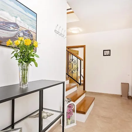 Modern Villa With Private Swimming Pool In Krsan * Plomin