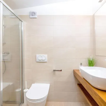 Modern Villa With Private Swimming Pool In Krsan Villa *